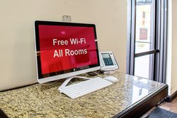  - Red Roof Inn & Suites Franklin - I-75, Exit 32