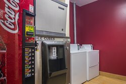  - Red Roof Inn & Suites Lake Orion