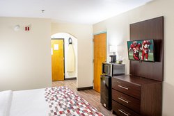  - Red Roof Inn & Suites Franklin - I-75, Exit 32