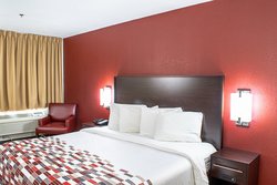  - Red Roof Inn & Suites Franklin - I-75, Exit 32
