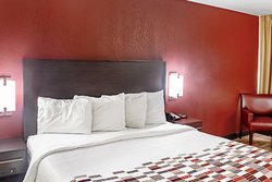  - Red Roof Inn & Suites Franklin - I-75, Exit 32