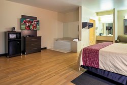  - Red Roof Inn & Suites Lake Orion