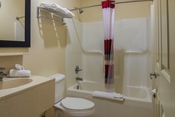  - Red Roof Inn & Suites Lake Orion