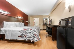  - Red Roof Inn Lafayette - I-65, Exit 172