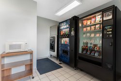  - Red Roof Inn Lafayette - I-65, Exit 172