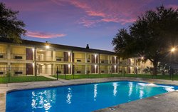  - Red Roof Inn Temple