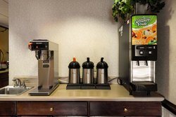  - Red Roof Inn Hendersonville - I-26, Exit 49