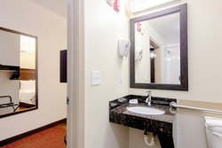  - Red Roof Inn Locust Grove - I-75, Exit 212