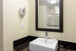  - Red Roof Inn Locust Grove - I-75, Exit 212