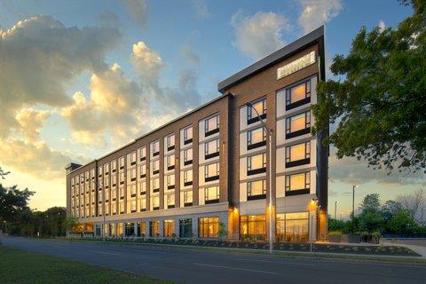 Holiday Inn Express Boston Logan Airport Revere
