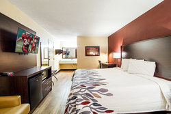  - Red Roof Inn Airport Columbia - I-26, Exit 113