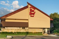  - Red Roof Inn West Warren - I-696, Exit 20