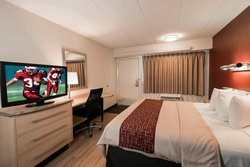  - Red Roof Inn West Warren - I-696, Exit 20