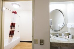  - Red Roof Inn Parsippany - I-80, Exit 45 & 47