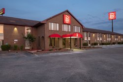  - Red Roof Inn Roanoke Rapids - I-95, Exit 173