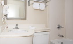  - Red Roof Inn North Columbus - I-71, Exit 117