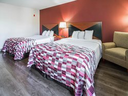  - Red Roof Inn Etowah