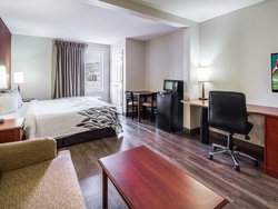  - Red Roof Inn Etowah