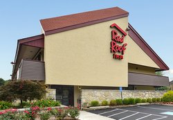  - Red Roof Inn Willoughby - I-90, Exit 193