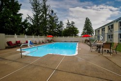  - Red Roof Inn & Suites Herkimer - I-90, Exit 30