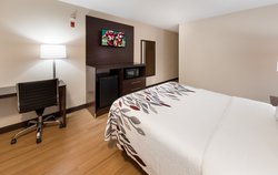  - Red Roof Inn Fort Wayne - I-69, Exit 309