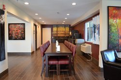  - Red Roof Inn & Suites North Sacramento - I-80, Exits 94A & 95