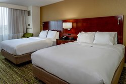  - Marriott St Louis West Hotel Town & Country - I-64, Exit 22