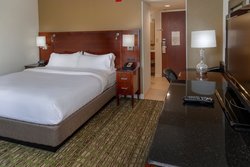  - Marriott St Louis West Hotel Town & Country - I-64, Exit 22