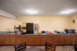  - Red Roof Inn Des Moines - I-35 & I-80, Exit 136