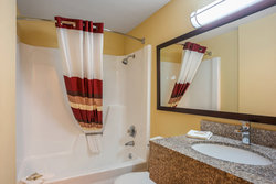  - Red Roof Inn Des Moines - I-35 & I-80, Exit 136