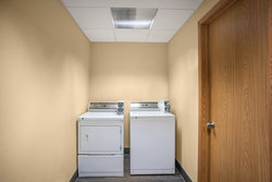  - Red Roof Inn Des Moines - I-35 & I-80, Exit 136