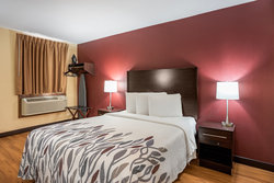  - Red Roof Inn Des Moines - I-35 & I-80, Exit 136