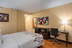  - Red Roof Inn Des Moines - I-35 & I-80, Exit 136