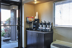  - Red Roof Inn Madison Heights - I-75, Exit 65