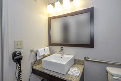  - Red Roof Inn Helen