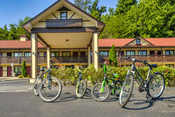  - Red Roof Inn Helen