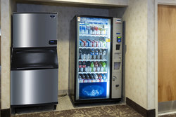  - Red Roof Inn Clifton Park - I-87, Exit 9