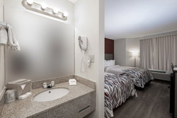  - Red Roof Inn Clifton Park - I-87, Exit 9