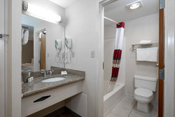  - Red Roof Inn Clifton Park - I-87, Exit 9