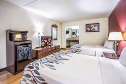  - Red Roof Inn Caryville