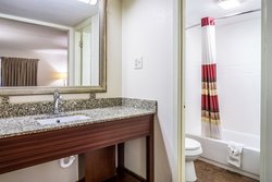  - Red Roof Inn Caryville