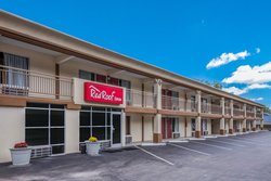  - Red Roof Inn Caryville