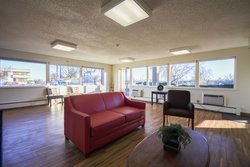  - HomeTowne Studios Lakewood