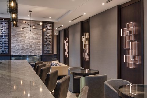 Bar and Lounge