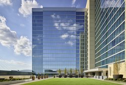  - Loews Kansas City Hotel - I-670, Exit 2R & 2S