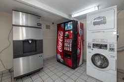  - Red Roof Inn Smyrna - I-75, Exit 260