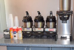  - Red Roof Inn Westlake - I-90, Exit 156