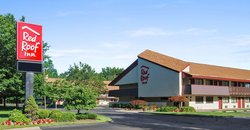  - Red Roof Inn Westlake - I-90, Exit 156