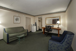  - Red Roof Inn & Suites Newark - I-95, Exit 1B