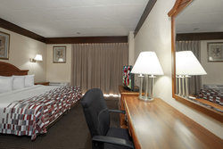  - Red Roof Inn & Suites Newark - I-95, Exit 1B